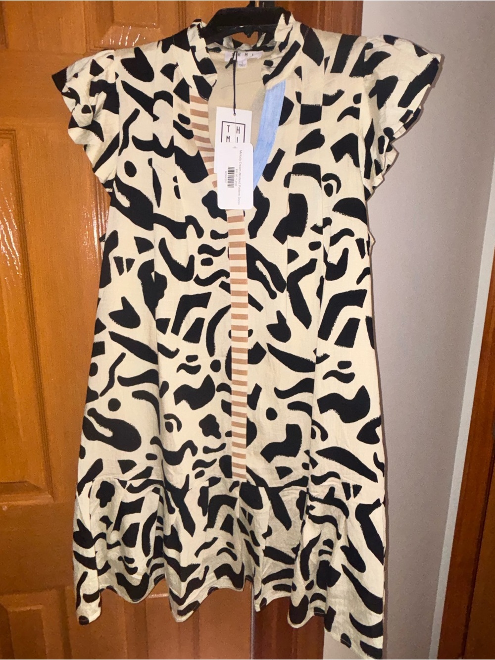 NWT- THML Black and Cream Abstract Print Dress